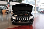 Jeep吉普 指南者 2012款 2.0 运动版