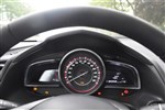 Mazda3 Axela昂克赛拉两厢仪表盘背光显示