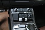 奥迪S8(进口)中控台音响控制键