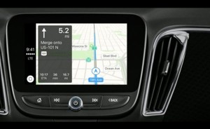 增Siri语音等功能 苹果CarPlay系统升级