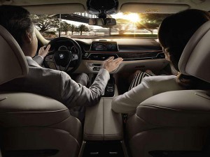 宝兴行揭秘全新BMW7系-创新功能手势控制